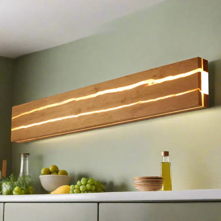 Skanto | Vegglampe laget av naturlig tre Harmonisk belysning og holdbar konstruksjon
