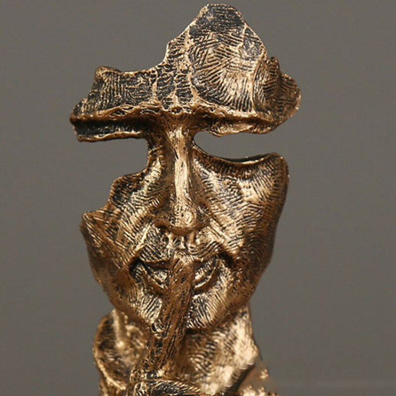 Norvo | Tre aper med et budskap – en skulptur full av mening