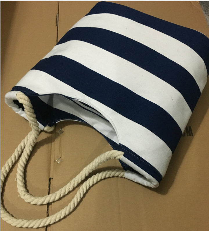 Strandbag av holdbart lerret med fargerikt stripemønster Skanto