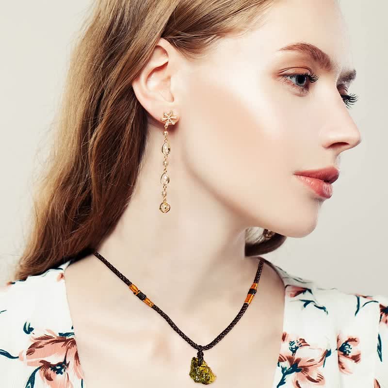 Skanto | Rensende Grønn Moldavite Smykke - Alina