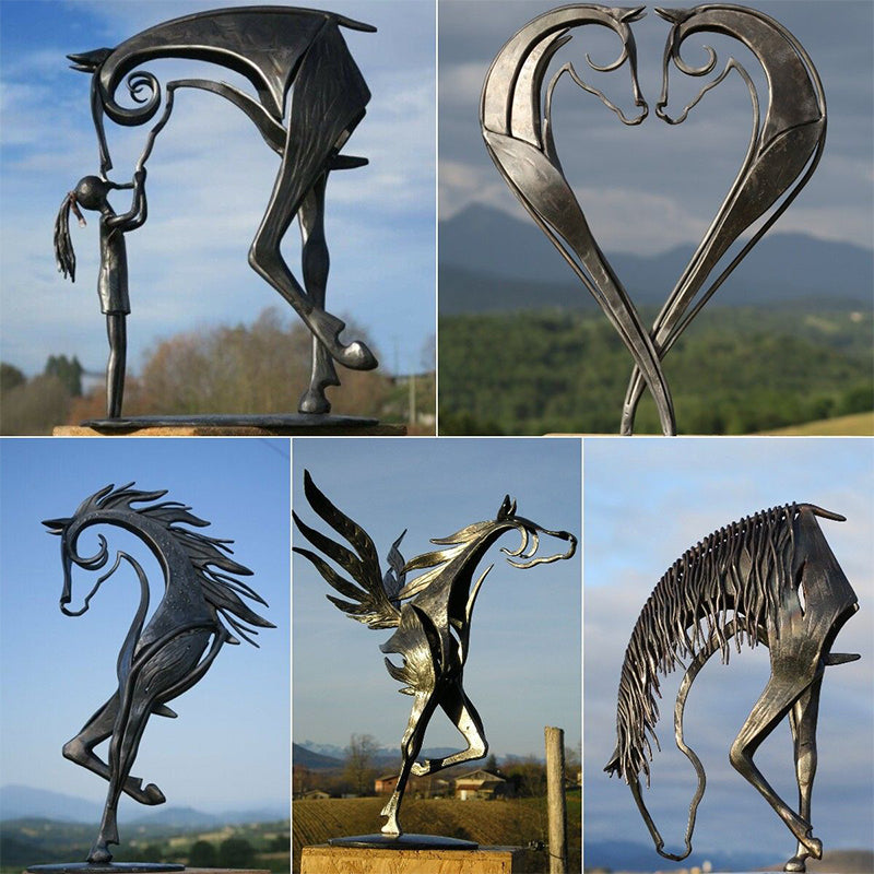 Skanto | Kiss Hest Skulptur