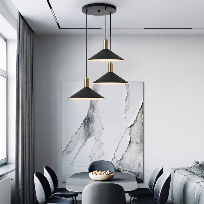 Skanto | Enkel Moderne Kegleformet LED Pendellampe