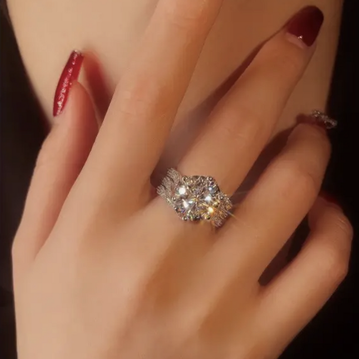 Skanto | 3-karats Super Flash Moissanite Ring