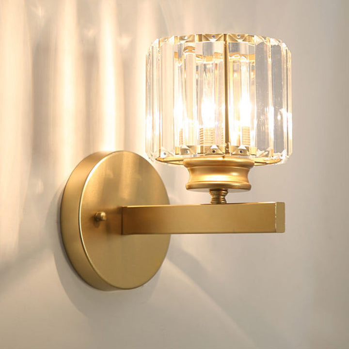 Skanto | Krystallglass Vegglampe med Moderne Arm Design