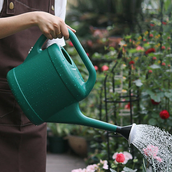 Skanto | Storvolum vannkanne med lang tut – plast for hagepleie