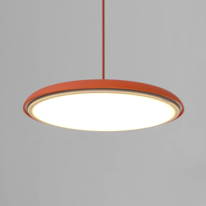 Skanto | Hengende lampe med en enkel form for moderne interiør