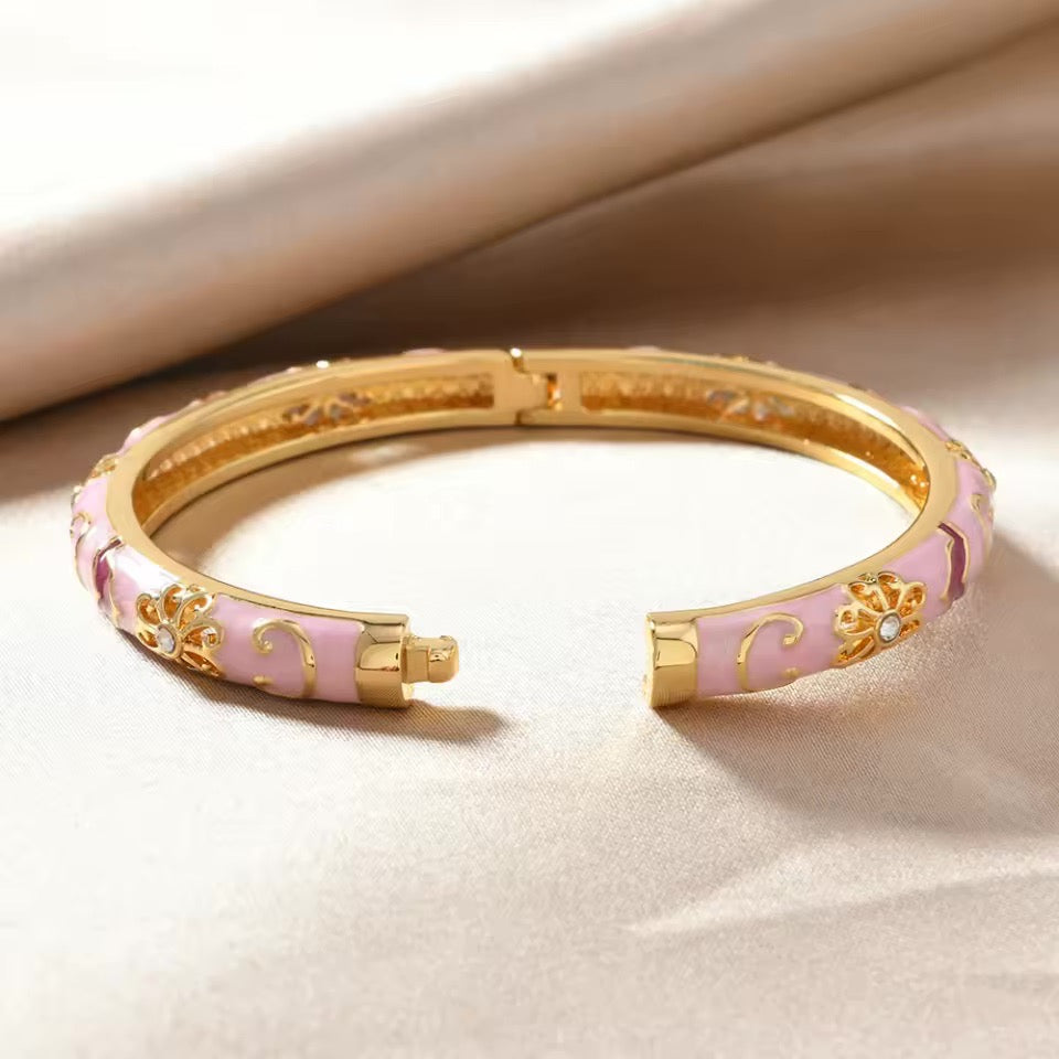 Skanto | Blomstret armbånd