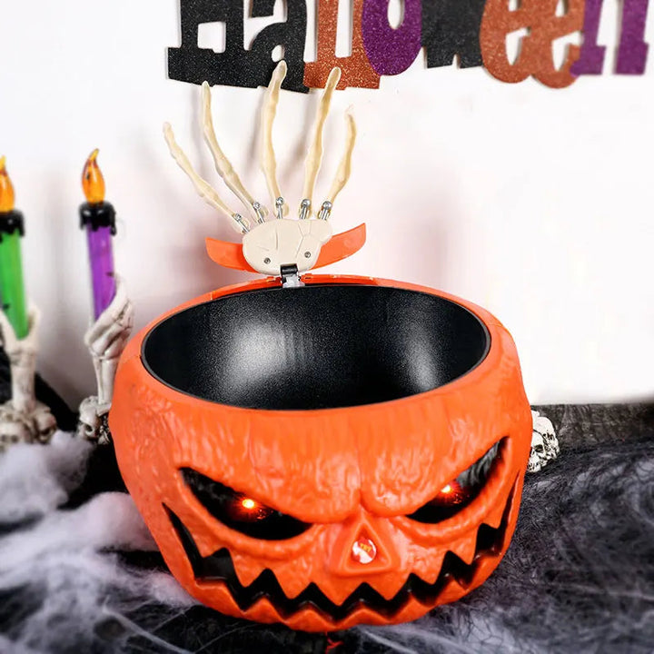 Skanto | Animations Halloween Godteriskål med Skeletthånd