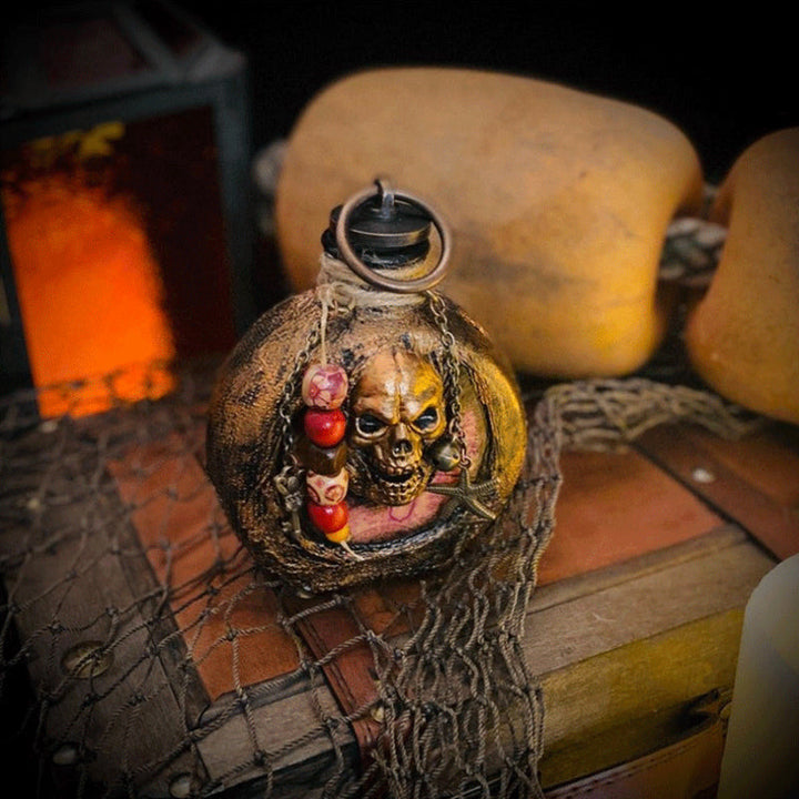 Skull Pirate Rum Bottle laget av harpiks | Skanto