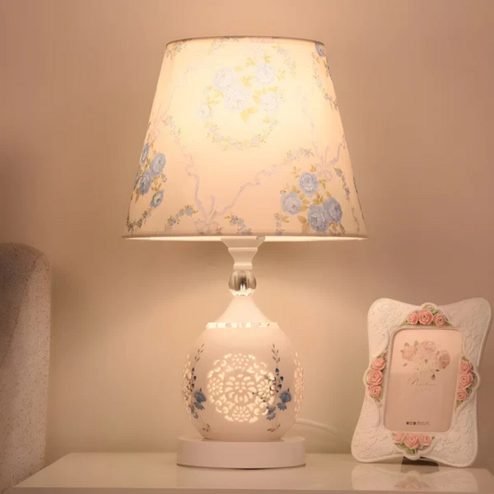 Skanto | Luksus LED Bordlampe Med Krysantemum Glød