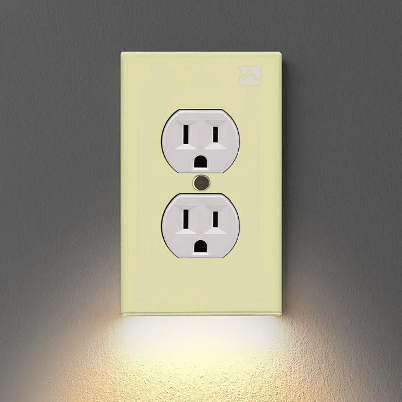 Skanto | Outlet veggplate med LED nattlys