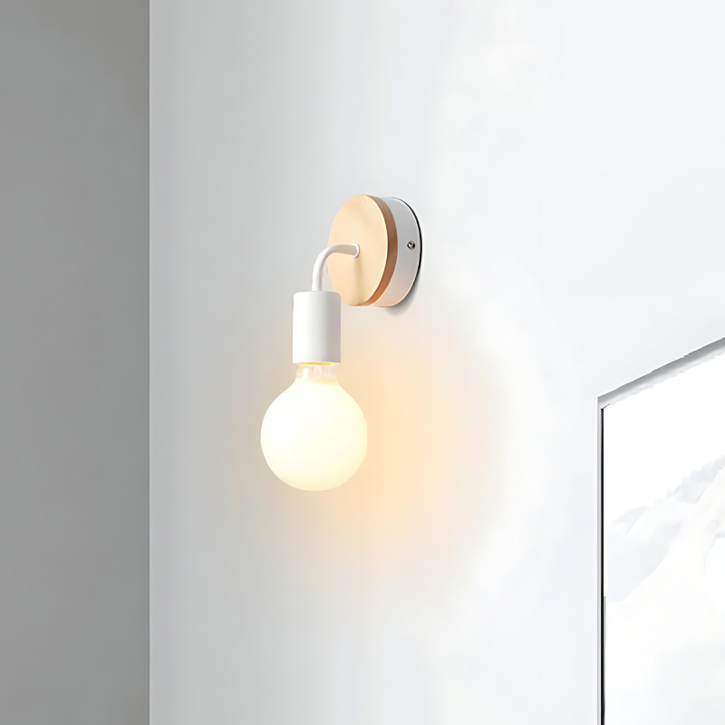 LumiEra - Elegant vegglampe laget av jern og tre i nordisk stil | Skanto
