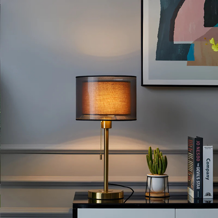 Skanto | Bordlampe med dobbel tekstilskjerm