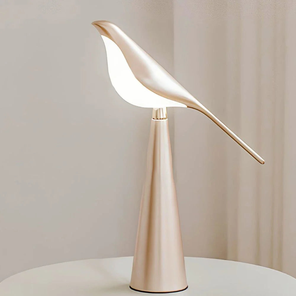 Skanto | Serene Magpie Light