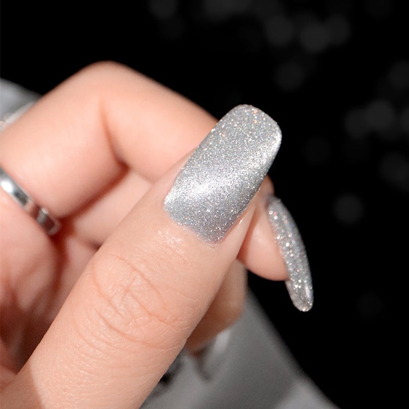 Skanto | Diamond Cat Eye Nail Polish