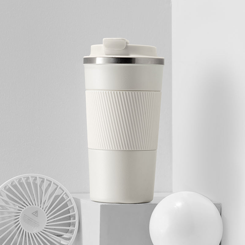 Skanto | Isolert Kanne i Rustfritt Stål, med Toventil, Lekkasjesikker Design og Stor Munning for Enkel Rengjøring