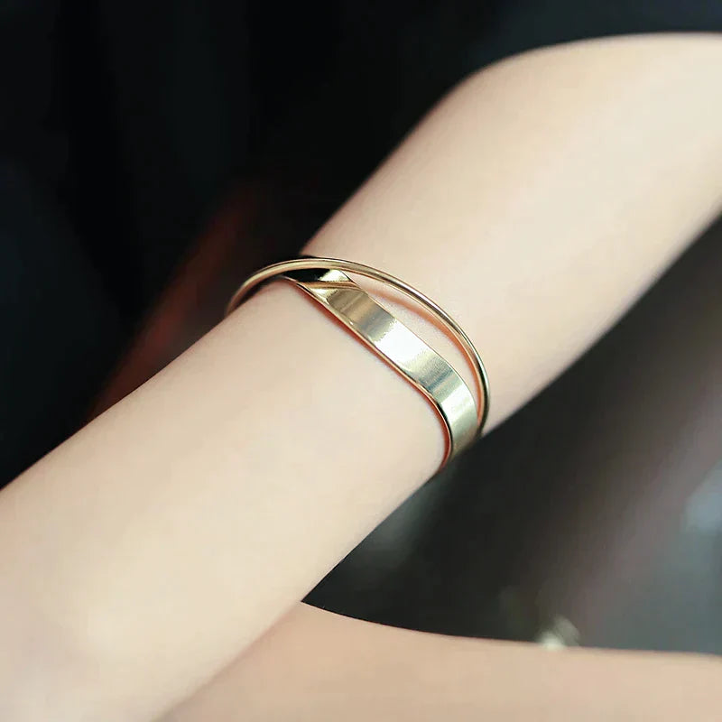 Elegant europeisk armbånd | Tilgjengelig i fantastisk sølv og luksuriøst gull! Skanto
