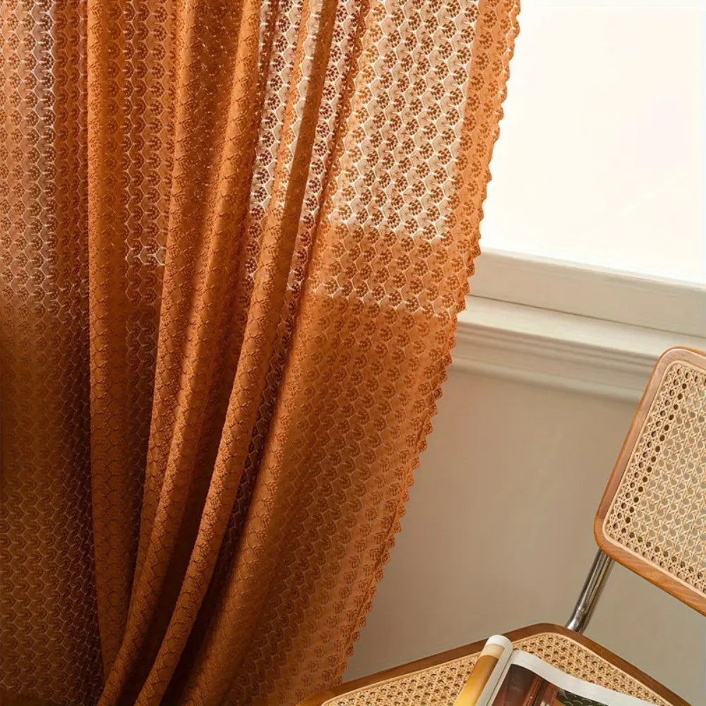 Skanto | Amber Glow Boho Crocheted Gardinpanel