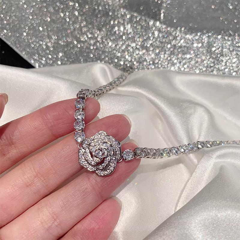 Skanto | Rose Rhinestone Armbånd og Halskjede