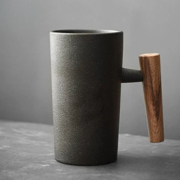 ScandiSip Keramisk Kopp – Minimalistisk Skandinavisk Design med Treskaft | Skanto