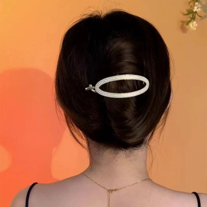 Glitrende Buet Minimalistisk Hårspenne | Skanto