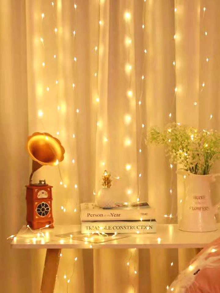 Skanto | 120 LED 2 x 2M Curtain String Lights - New Lighting