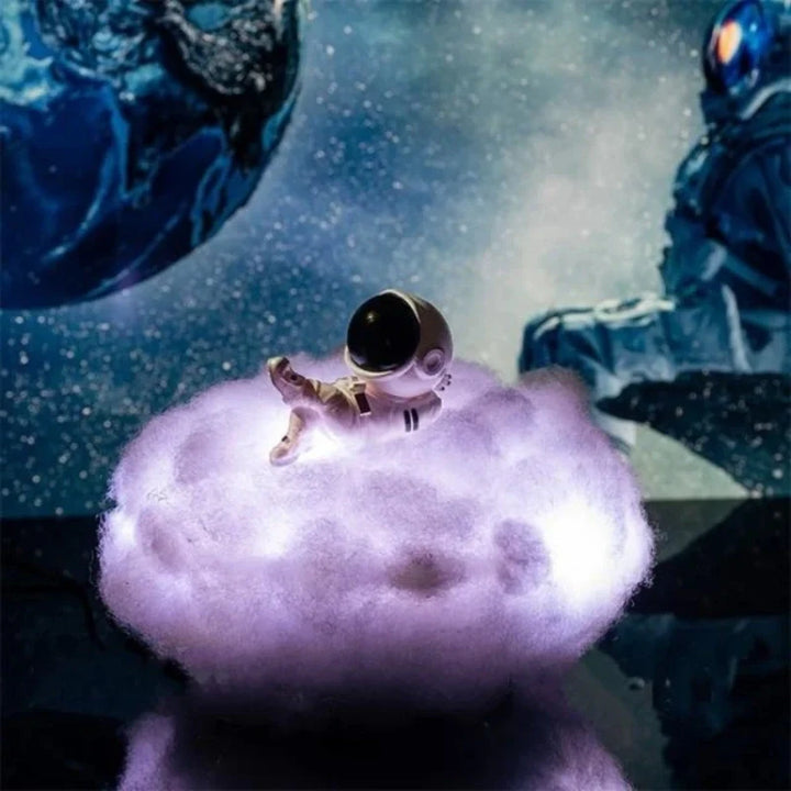 Skanto | Astronaut Sky Light