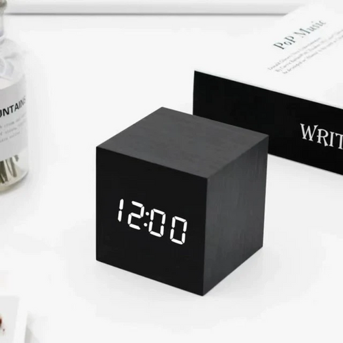 Skanto | LED Kubeklokke