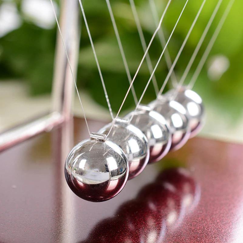 Norvo | Newton'S Cradle Skrivebordsleketøy For Fysikkdemonstrasjon, Kompakt Stål Stressavlastnings Skrivebords Tilbehør
