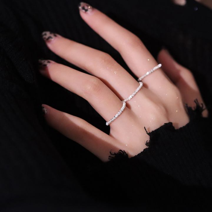 Skanto | Enkel tynn glitterring