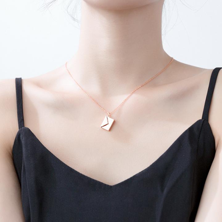 Skanto | Wrap Necklace laget av Titanstål