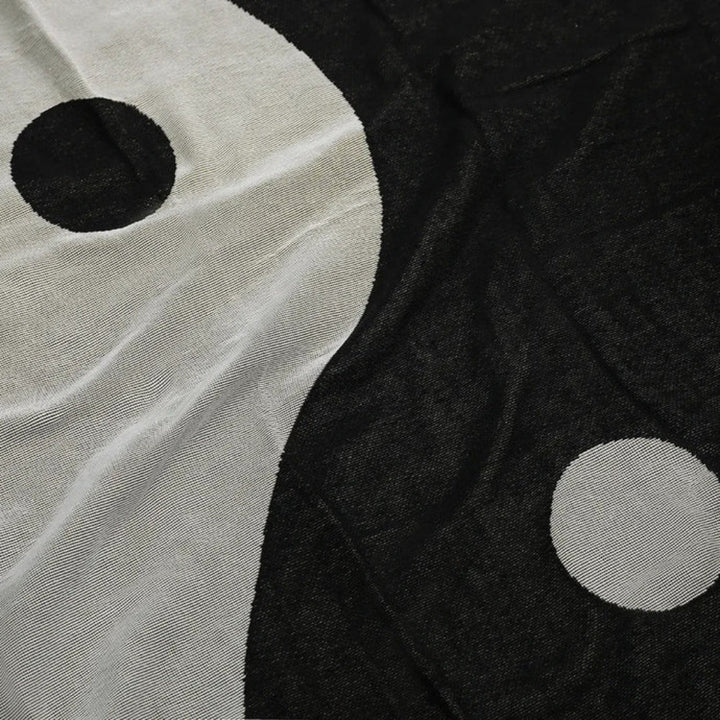 Skanto | Kunstnerisk Yin Yang Tapestry Kaste Teppe