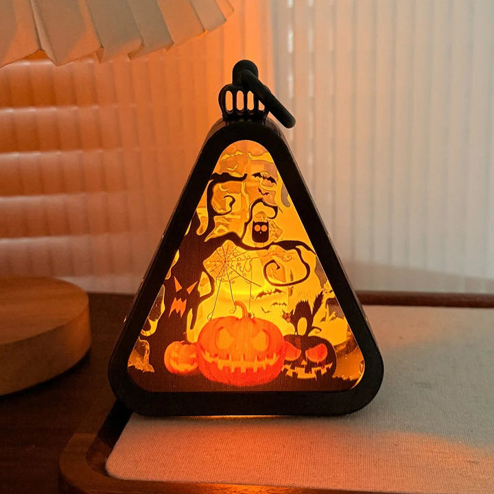 Skanto | Halloween Dekor Triangel Bordlampe