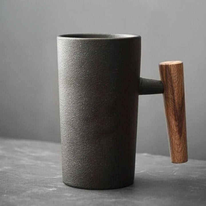 BREWCRAFT-BECHER – Håndlaget Keramikbecher mit Holzgriff für stilvollen Kaffeegenuss