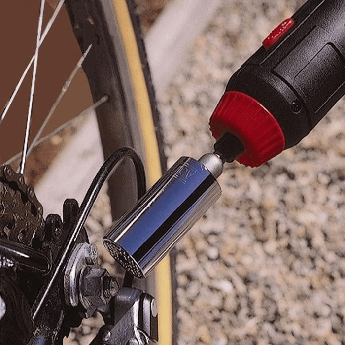 Quick Fit Universal Socket | Skanto