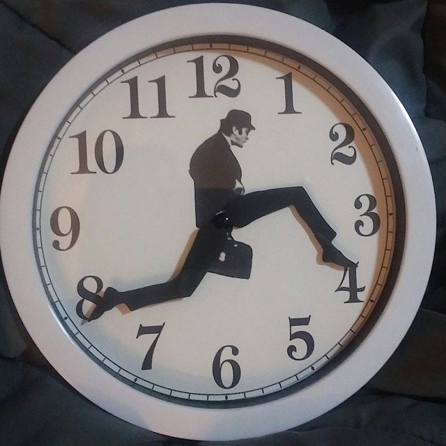 Ministry of Silly Walks Clock | Skanto