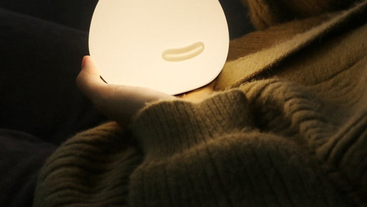 Skanto | Oppladbar Snegle Soverom Nattlampe med Berøringskontroll, Automatisk Avstengning, Lavt Energiforbruk og Justerbar Lysstyrke, for Kontor, Soverom, Bad og Mer