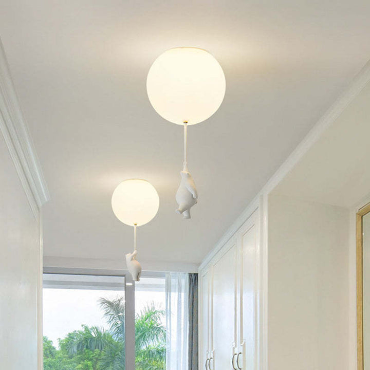 SkyDream Kids Taklampe med Bjørn og Ballong - Lekent Design og Energisparende LED-belysning | Skanto