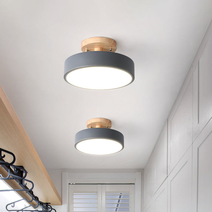 Skanto | Skandinavisk LED Taklampe med Tre | Modern Trommelform for Ganger og Innganger | Energibesparende Belysning
