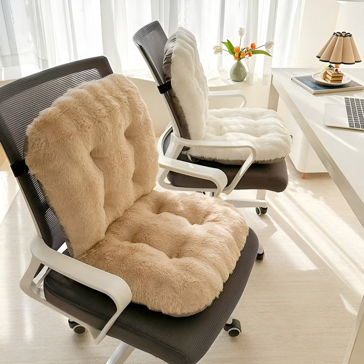 Myk sittepute laget av faux fur – Ekstra tykk & kosete | Perfekt for stol og sofa | Skanto