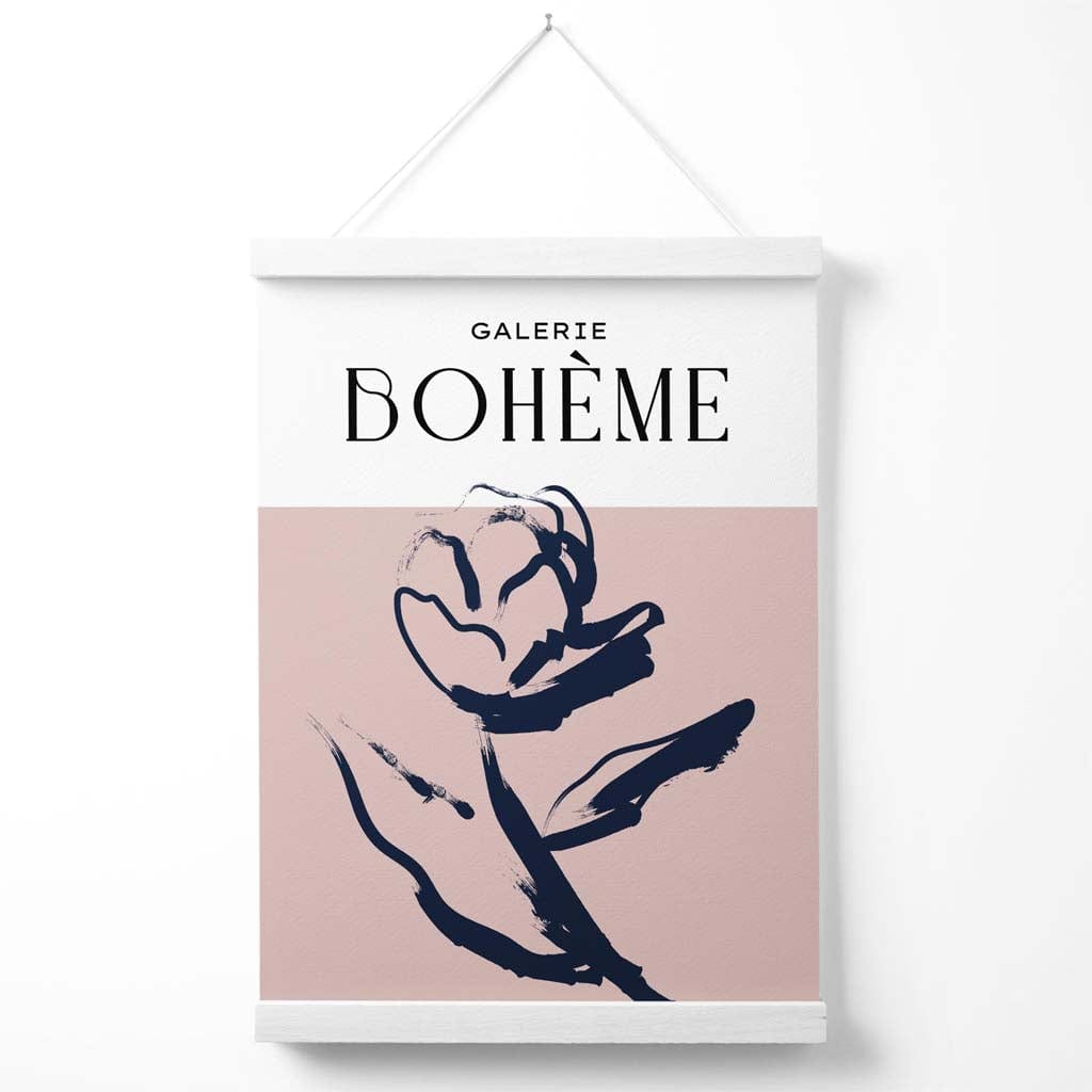 Bohemsk blomsterplakat med roseskisse i blush og marineblått, inkludert oppheng.