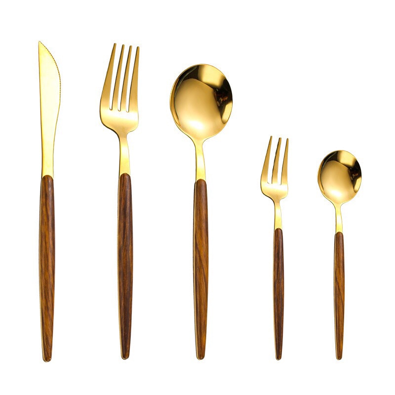 Elegant treske manual gull bestikksett for sofistikert middag | Skanto