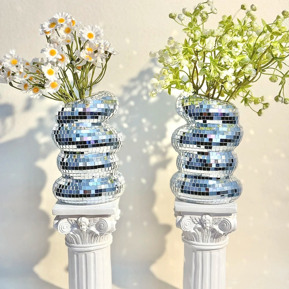 Speilbelagt disco vase med retro sjarm og moderne stil Skanto