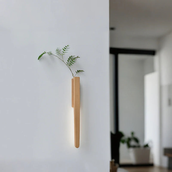 Skanto | EasyStick Vase Vegglampe