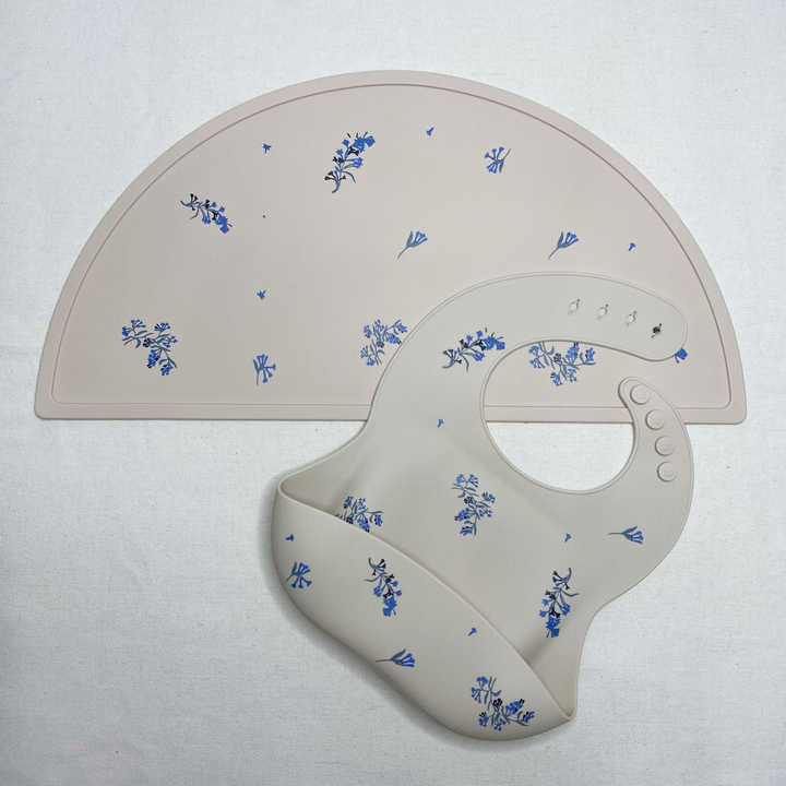 Skanto | Silikon Placemat for Barn – Rutsjebeskyttende Bordmatte i Halvmåneform