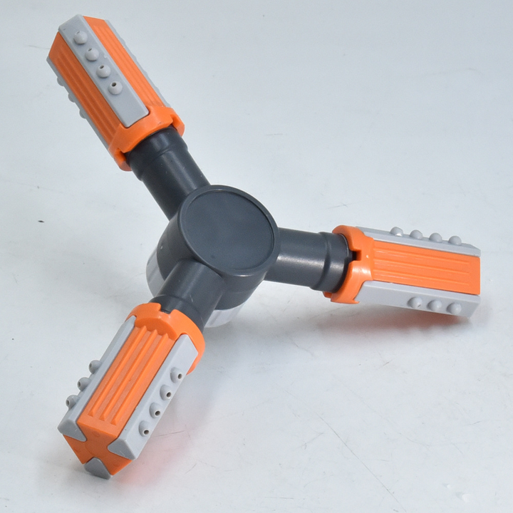 Skanto | Rotérbar hagesprinkler med 3 dyser – Effektiv vanning sprinkler for plener og hager