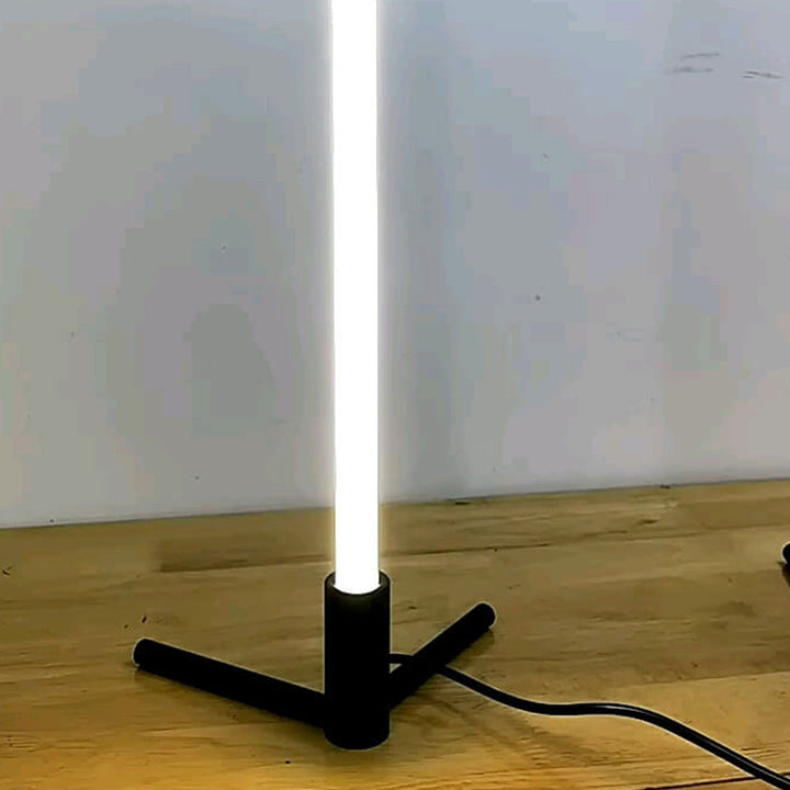 Skanto | Luminix Bar LED Bordlampe | Minimalistisk Design | Nattlampe & Ambiente Belysning | Moderne & Dekorativ