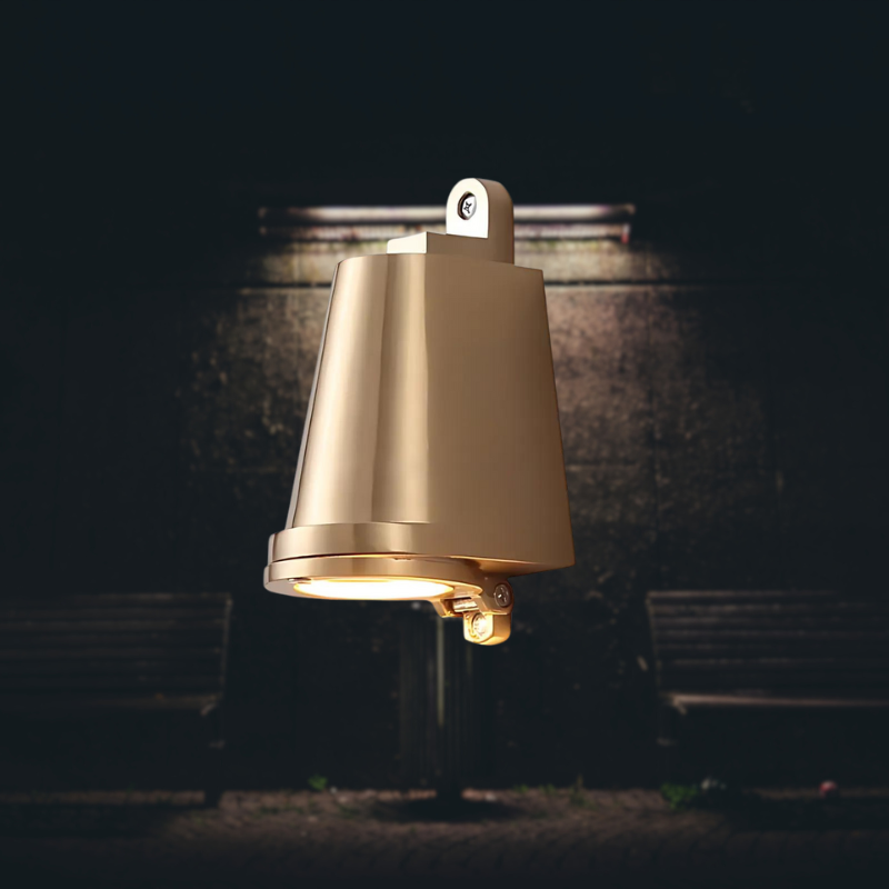 Elegant utendørs aluminium vegglampe | Skanto
