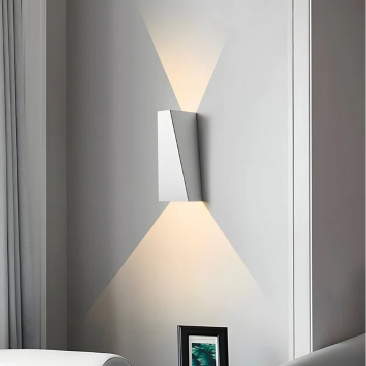 Skanto | Minimalistisk LED Vegglampe