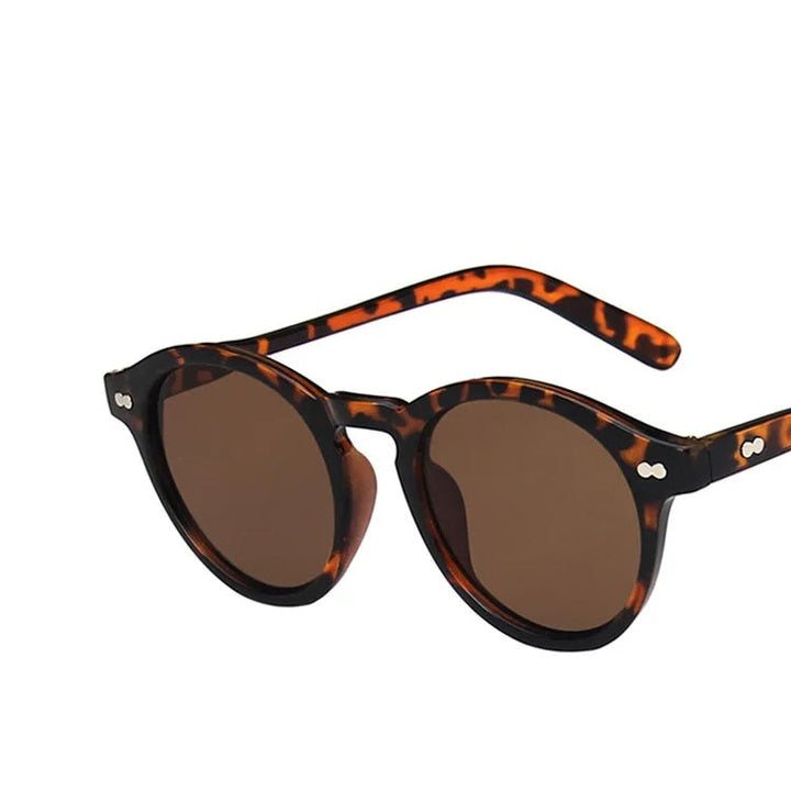 Natasha Sunglasses | Vintage & Stylish | Skanto
